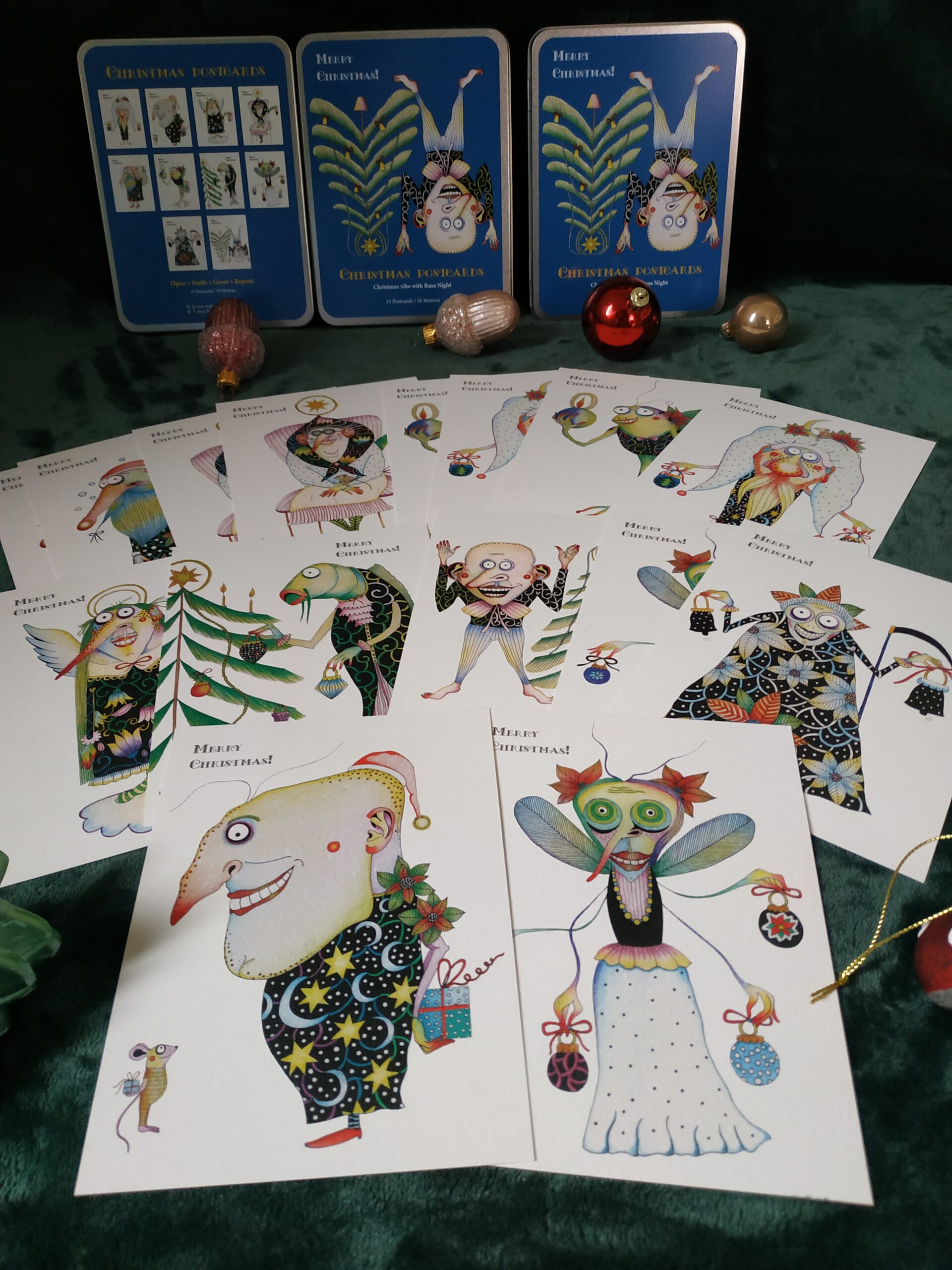 A set of "crazy" Christmas postcards - Image 13