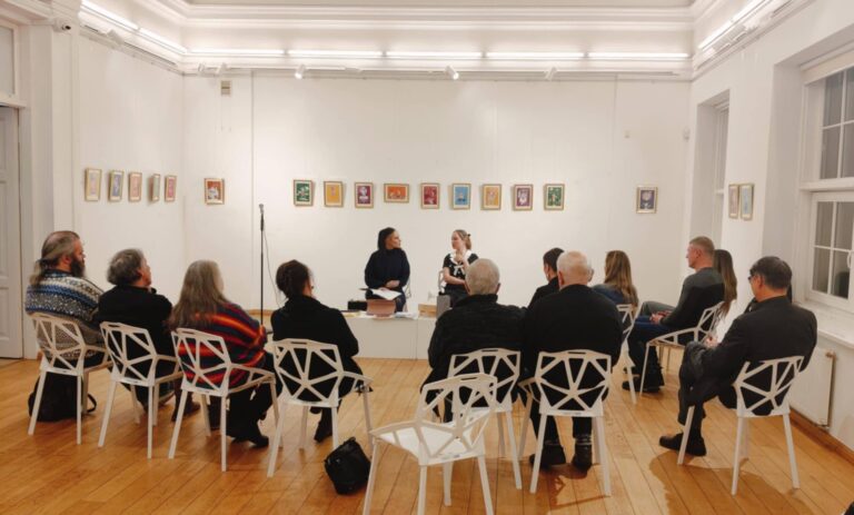 Rasa Night painting exhibition “Upside Down” opening/concert Pelėdų Kalno Gallery, Kaunas. 06th January 2026. The author also entertained the public by performing jazz songs.